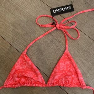 Brand new one one swimwear top